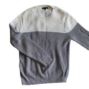 Banana Republic Sweater Gray and Cream/White